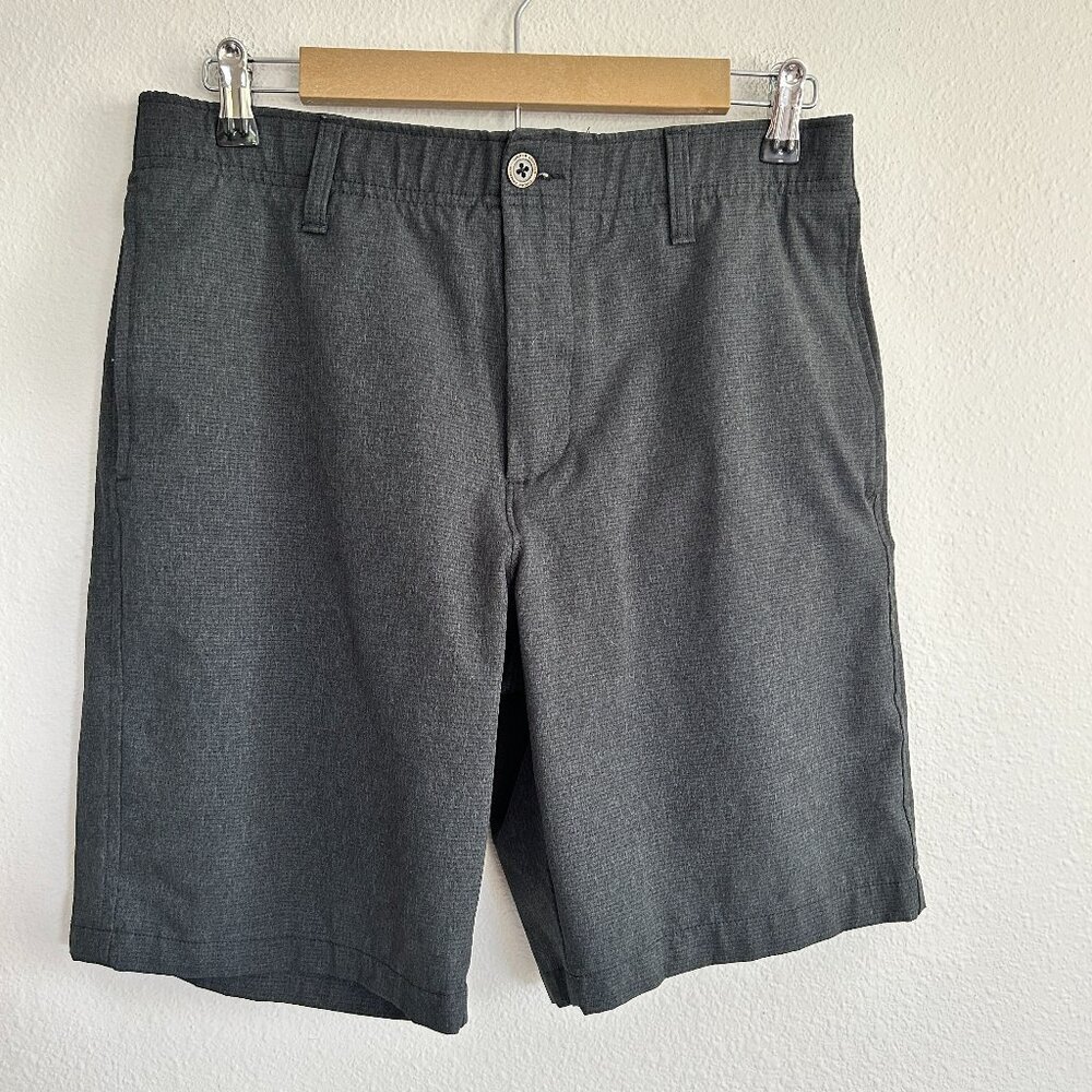 Under Armour Golf Shorts Mens 32 Gray Match Play Vented  Performance Chino UA